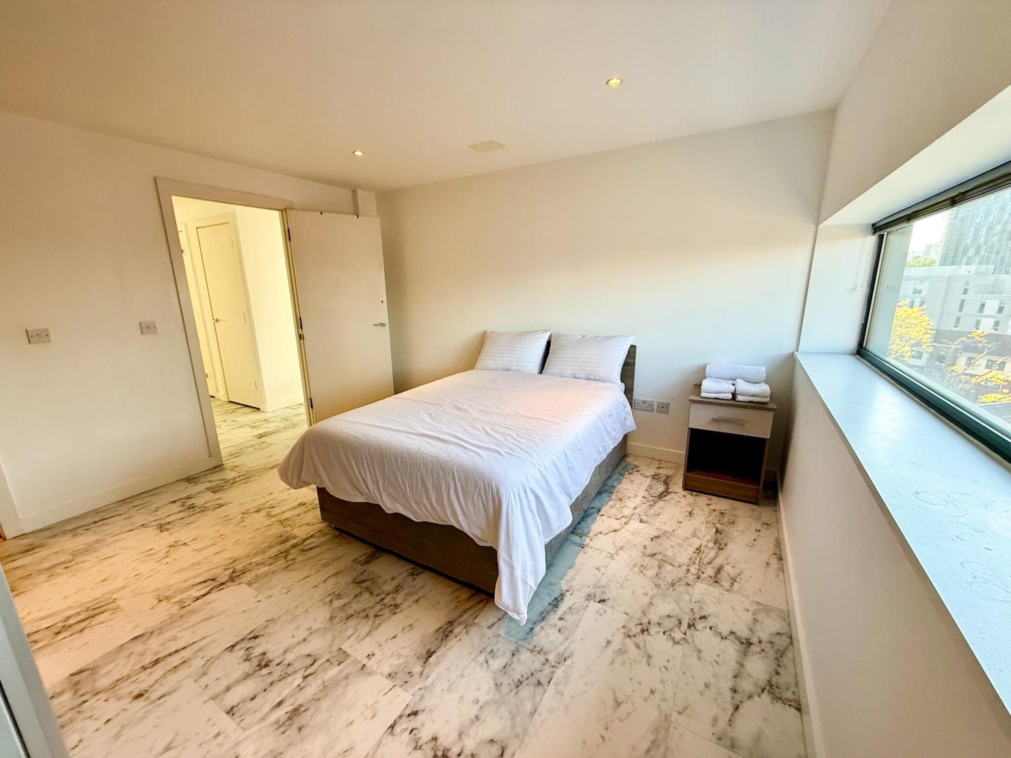 Hotel Entire Flat With 2x Bedrooms, 2x Bathrooms And A Big Living In The Olympic Park And Westfield At Stratford London